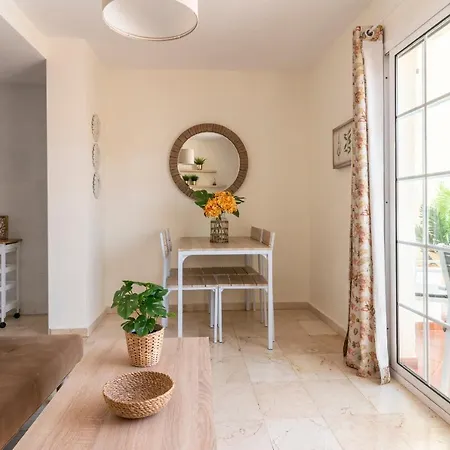 Apartment Lightbooking Arenas *